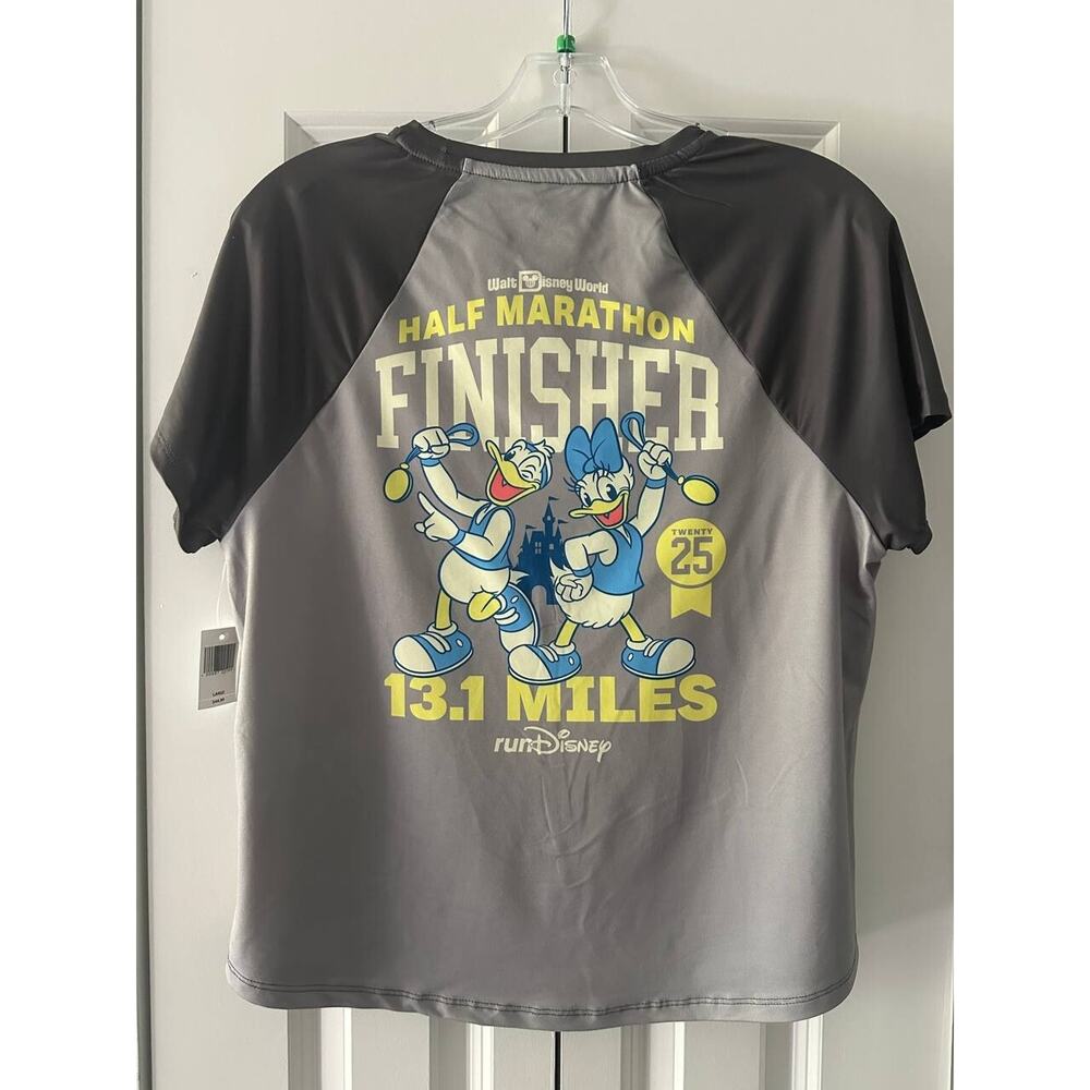 NWT!! 2025 RunDisney Donald Challenge Ladies "I Did It" Finisher Shirt | Large